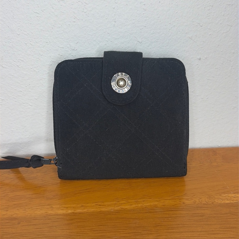 Vera Bradley Bifold Black Quilted Mini Wallet W/Snap Closer Zip Coin 4.75X 4.25”